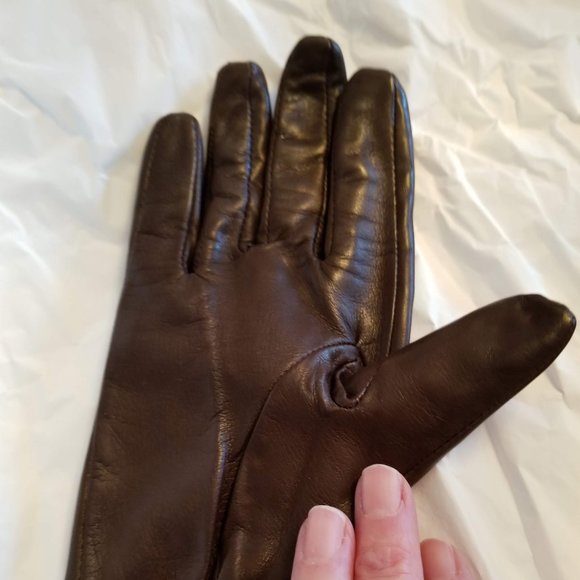 Burberry Pink and Brown Plaid Gloves - Picture 11 of 16